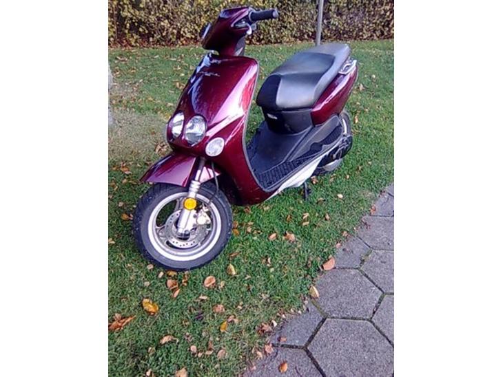 {{currentPhoto.altText}} billede {{currentPhoto.number}}