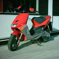 Aprilia Sr 50 www