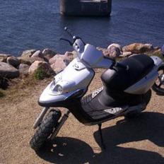 Yamaha BWS NG **Nellemoses**