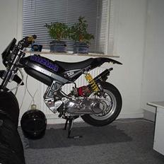 Suzuki street magic -slogt