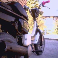 Suzuki Fz50 - "PinkPower"