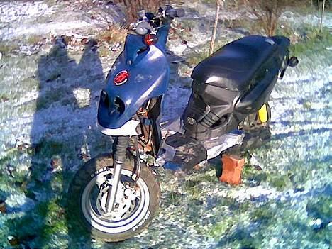 PGO PMX SPORT - ja køn er den jo ikke men den bliver noget pænere  billede 1