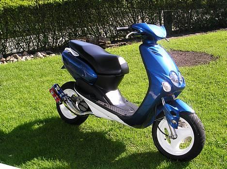 Yamaha Neos Solgt - Min ´nye´ turbo kit twin udstødning. Den har en fed lyd... billede 3