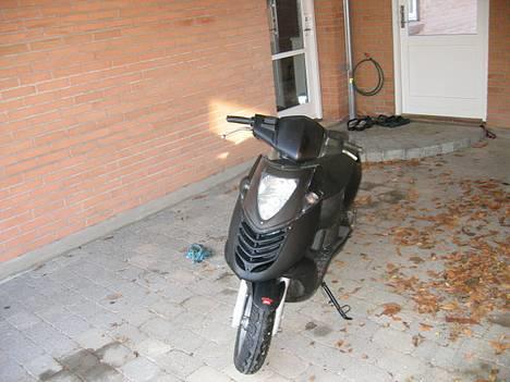 Aprilia Sonic -SOLGT- billede 4