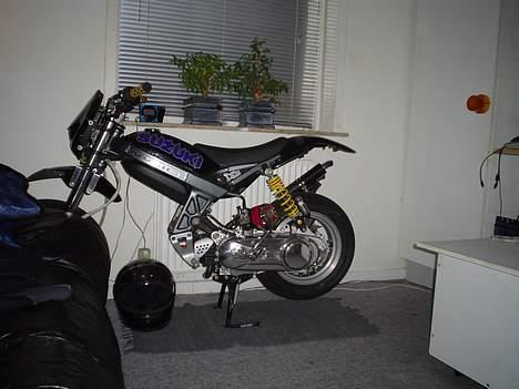 Suzuki street magic -slogt billede 2