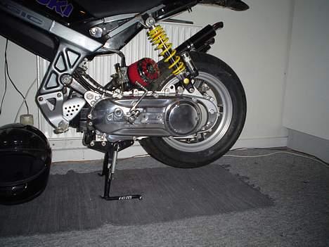 Suzuki street magic -slogt billede 3