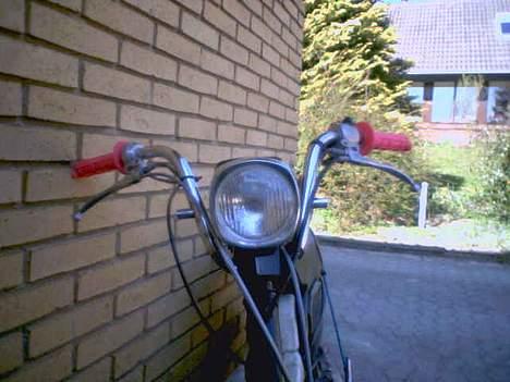 Suzuki Fz50 - "PinkPower" billede 4