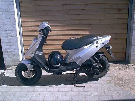 PGO Hot 50 billede 2