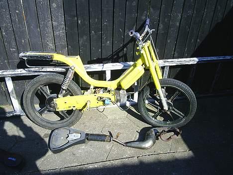 Vespa bravo SOLGT billede 8