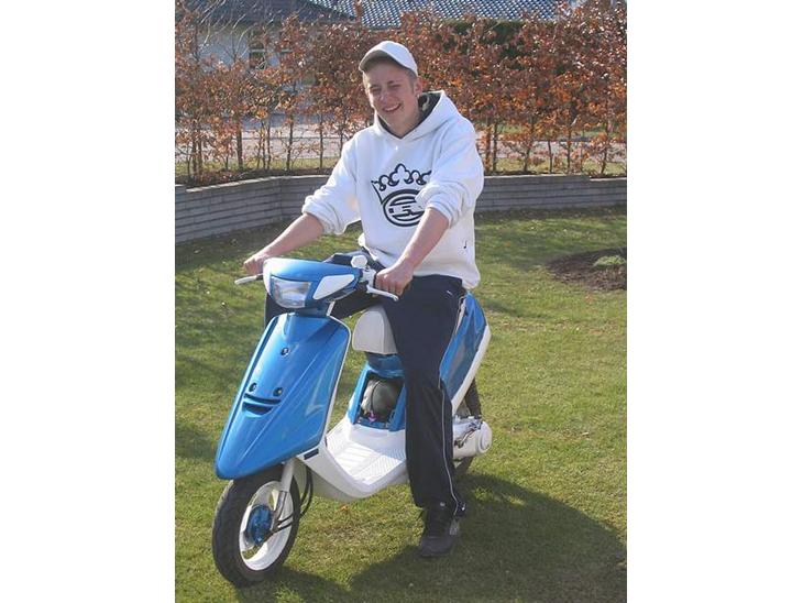 {{currentPhoto.altText}} billede {{currentPhoto.number}}