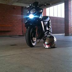 PGO X-hot T  i  l  s  a l  g 