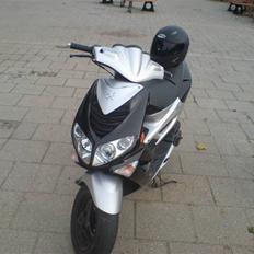 Peugeot Speedfight 2