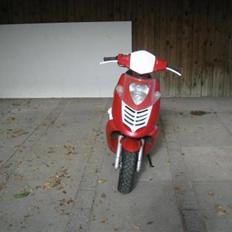 Aprilia Sonic AC SD