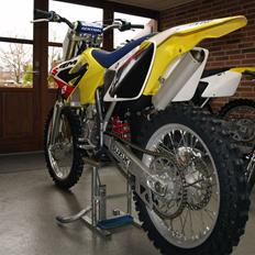 Suzuki RM 125 