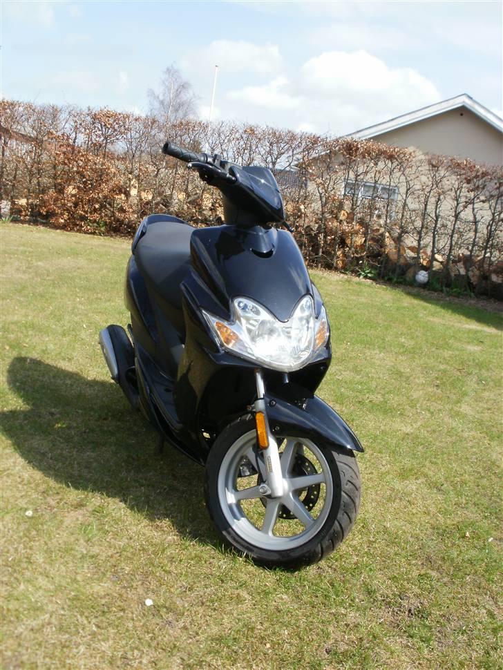 Yamaha Jog r (solgt)  billede 2