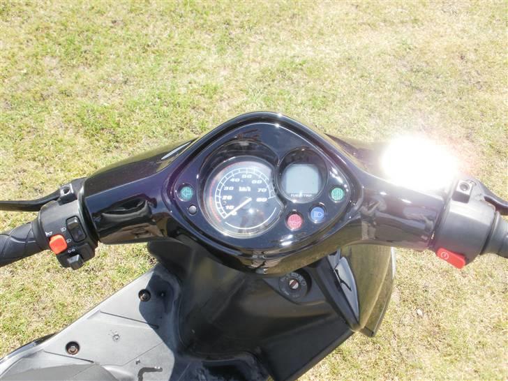 Yamaha Jog r (solgt)  billede 5