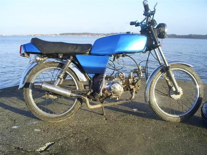 Suzuki samurai 4 takt 50cc - færdig med at makke.. (tror jeg.. :b ) billede 16