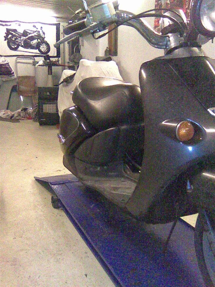 Aprilia habana solgt billede 3