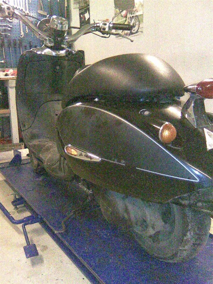 Aprilia habana solgt billede 6