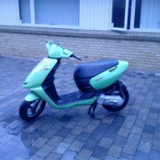 Aprilia sonic, Årgang