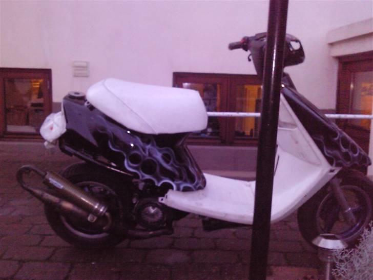 Yamaha jog as SOLGT! billede 3