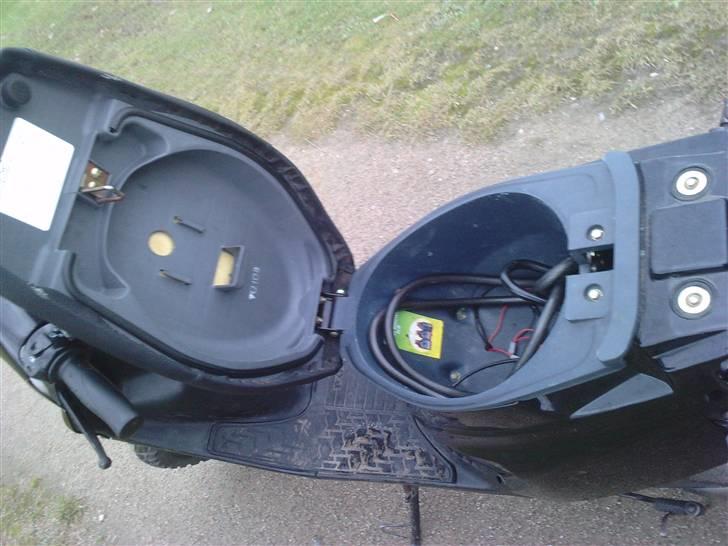 PGO Hot 50 - intet anlæg pt, ligger hjemme vil gerne bytte med en alarm :) billede 13