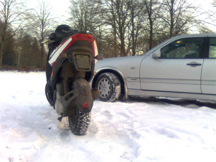 Piaggio NRG Power DT ™ Byttet - mors flotte mercedes :D billede 3