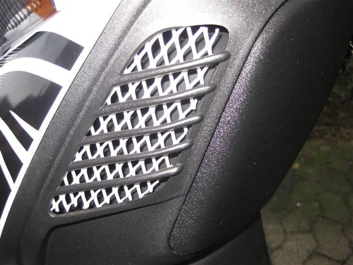 Aprilia sonic - hvid gitter billede 4