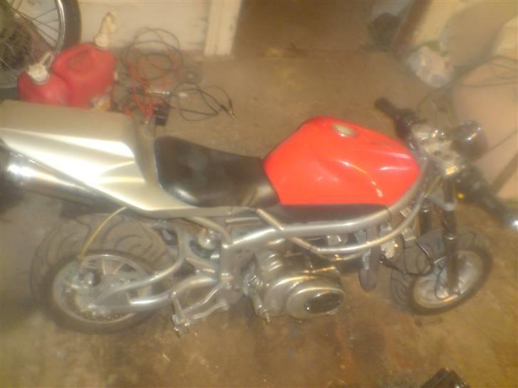 MiniBike superbike R6 billede 2