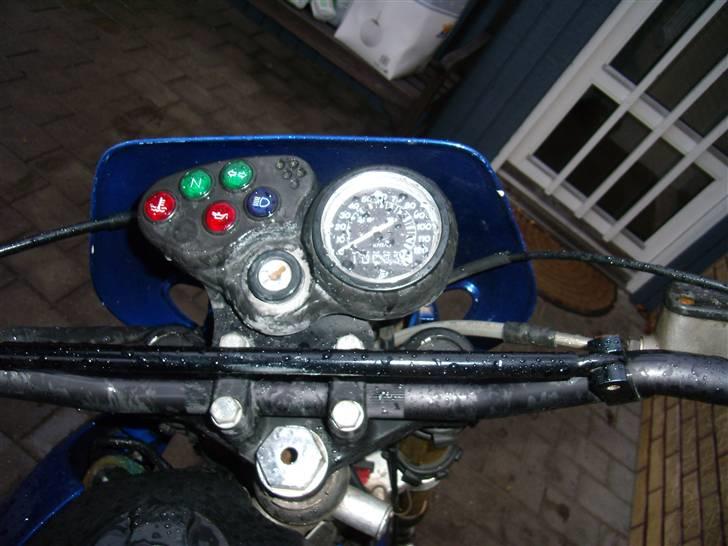 Suzuki RMX billede 9