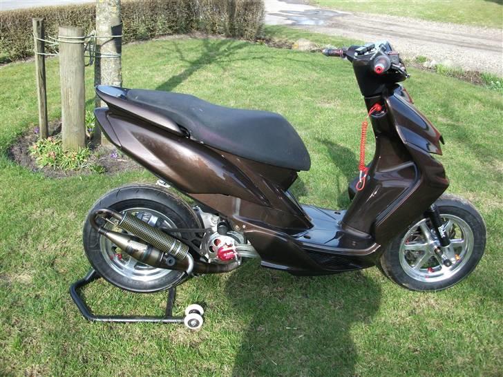 Yamaha Jog RR TS Solgt i dele billede 1