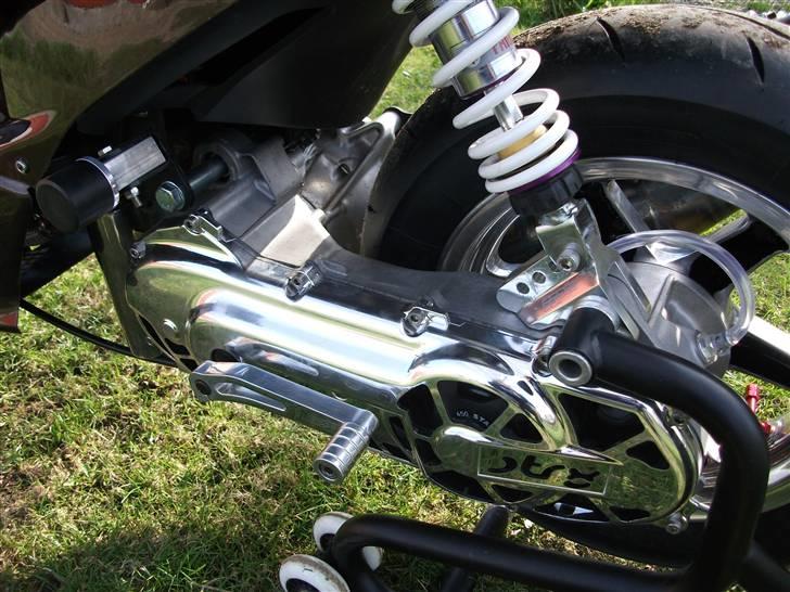 Yamaha Jog RR TS Solgt i dele billede 2