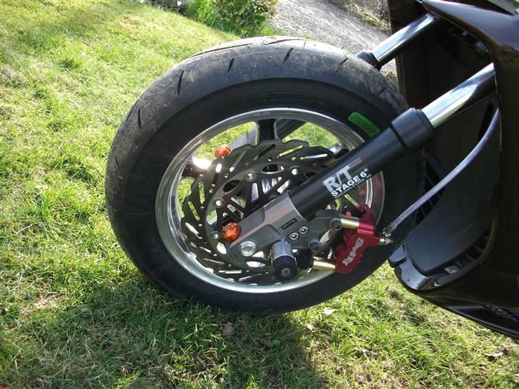 Yamaha Jog RR TS Solgt i dele billede 3