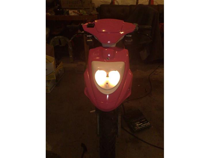 {{currentPhoto.altText}} billede {{currentPhoto.number}}