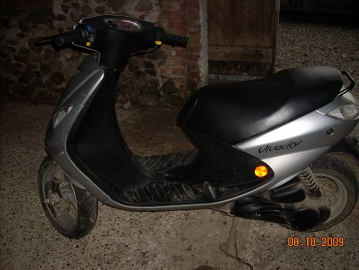 {{currentPhoto.altText}} billede {{currentPhoto.number}}