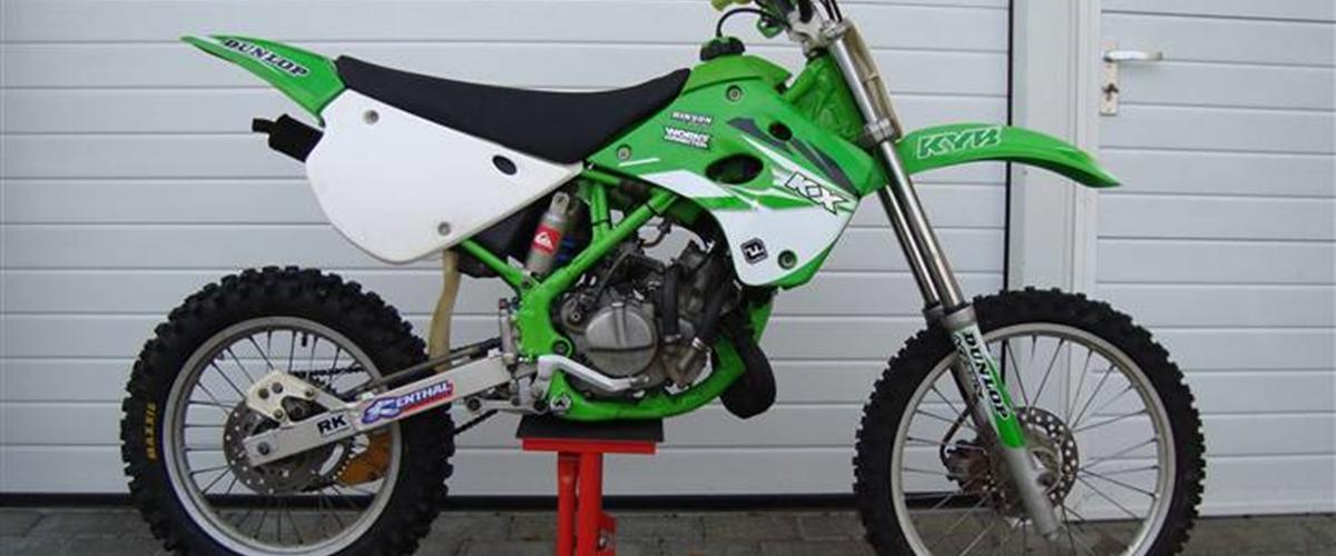 Kawasaki KX80 1997 Den er sku fed ;) Starter a...