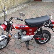 Honda dax
