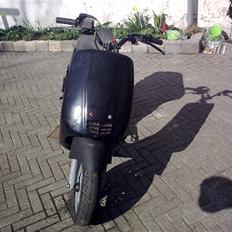 Piaggio Zip S6 (SOLGT)