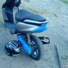 Yamaha jog r lc solgt