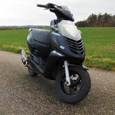 Aprilia Sonic Evo LC