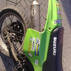Suzuki RMX Kawa style *Byttet*