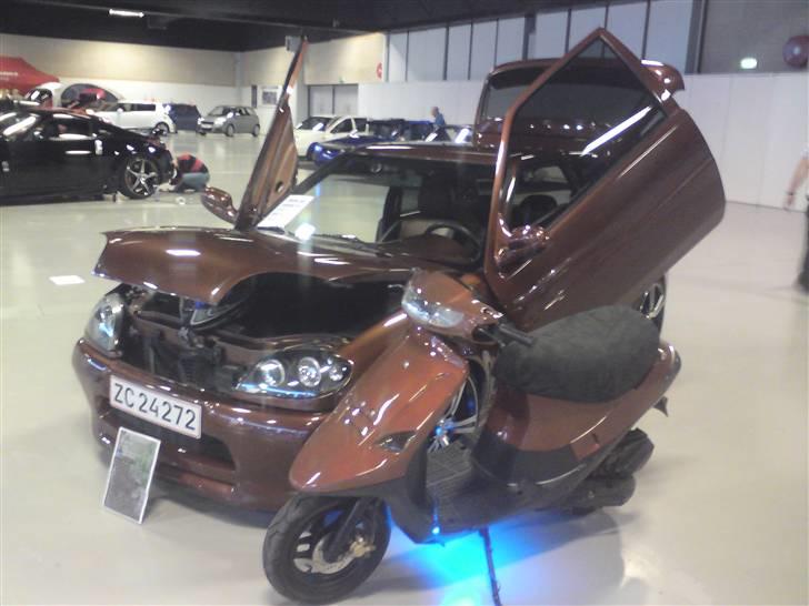 PGO Comet $ Solgt - Scandinavian Custom Show 2009 sammen med min brors saxo billede 1