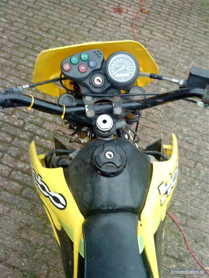 Suzuki rmx LC DD billede 9