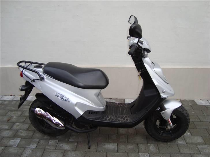 PGO hot 50 solgt billede 2