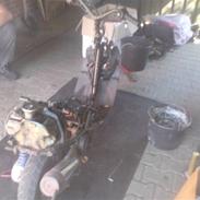 Yamaha Jog as  NAKKET!!!!!