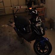 PGO HOT 50 2.800, Er til at forhandle med.