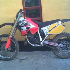 Honda cr 125 cc 