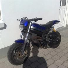 Suzuki Street Magic (Solgt)