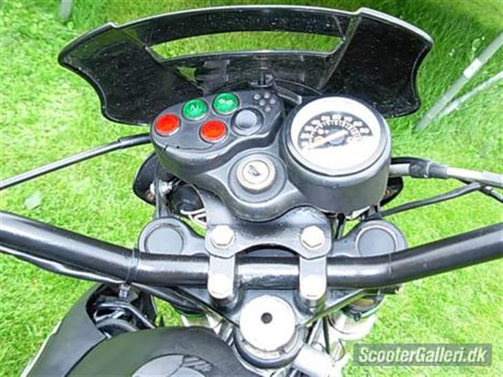 Suzuki Rmx "Solgt" - Alt el virker, også speedometer :) billede 10