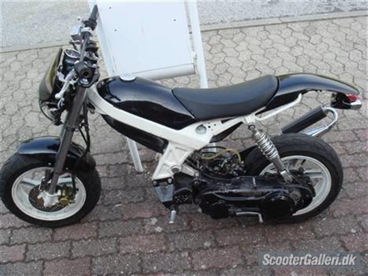 Suzuki street magic ( solgt ) billede 1